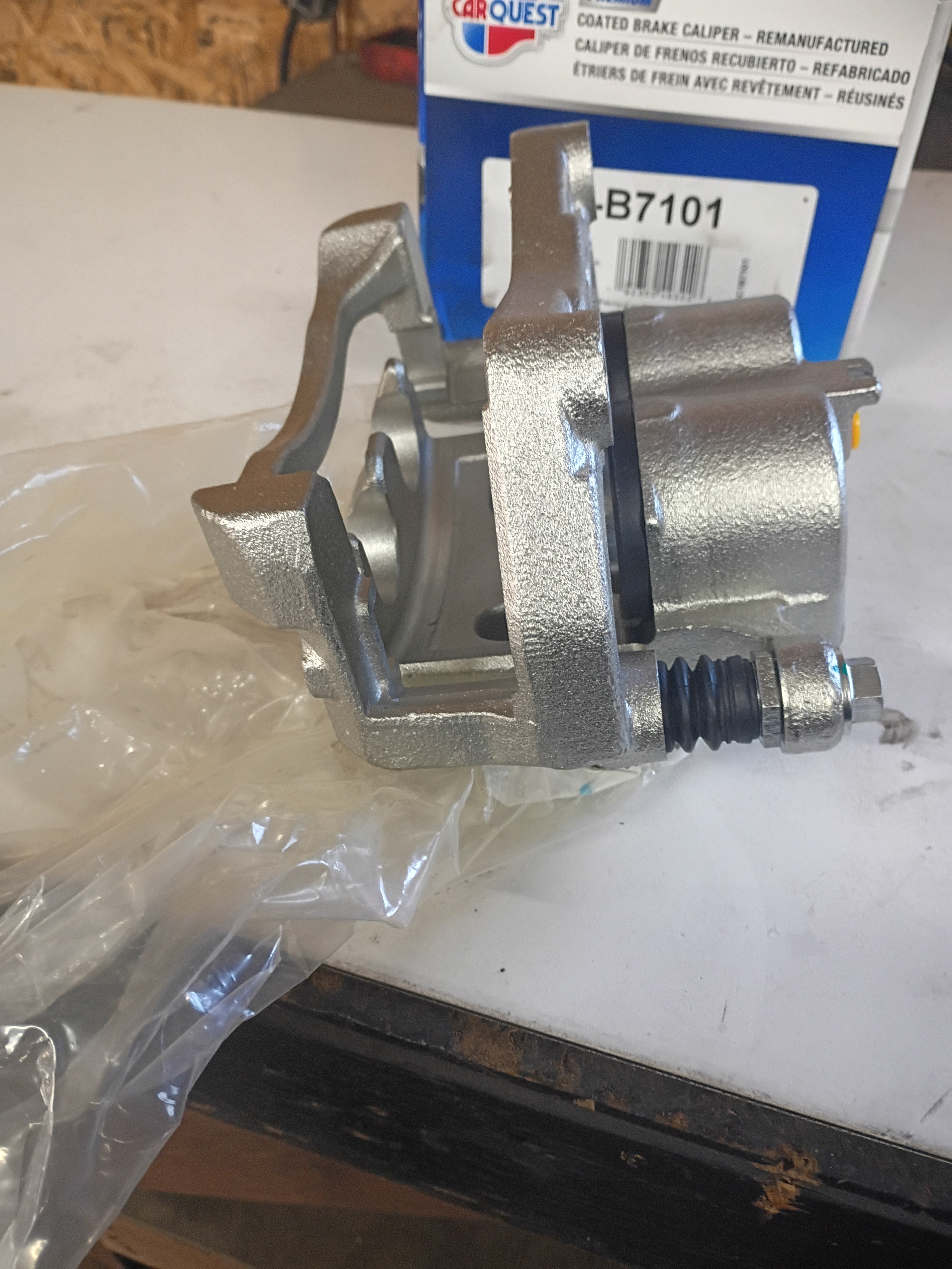 Carquest Premium Semi Loaded Disc Brake Caliper with Bracket 19-B7101