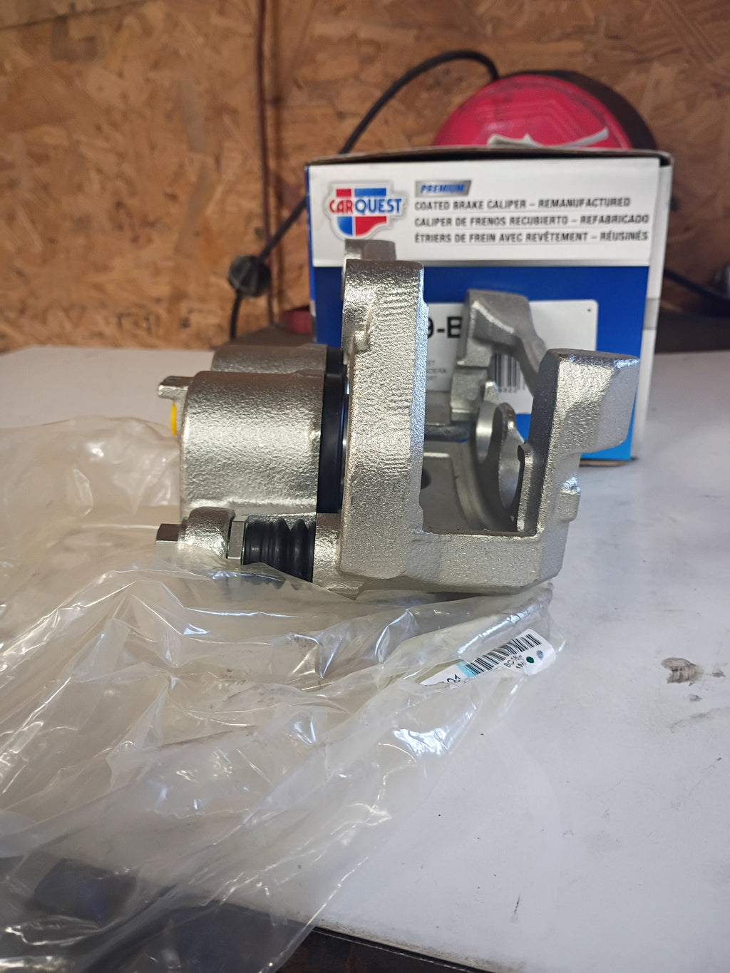 Carquest Premium Semi Loaded Disc Brake Caliper with Bracket 19-B7101